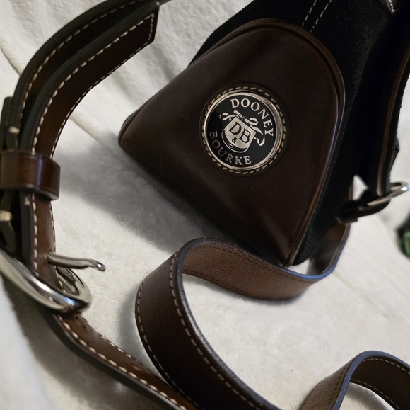 Vintage Dooney & Bourke Suede Leather Flap Crossbody Bag Black Brown Equestrian - Picture 3 of 12